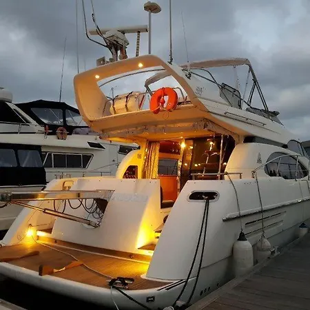 Niord Yacht Πλωτό κατάλυμα *