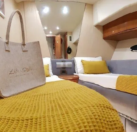 Båthotell Niord Yacht