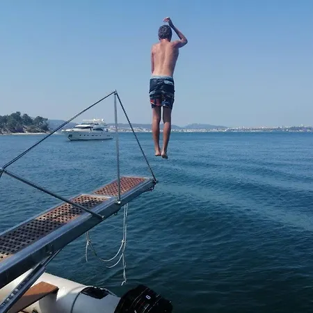 Botel Niord Yacht Lissabon